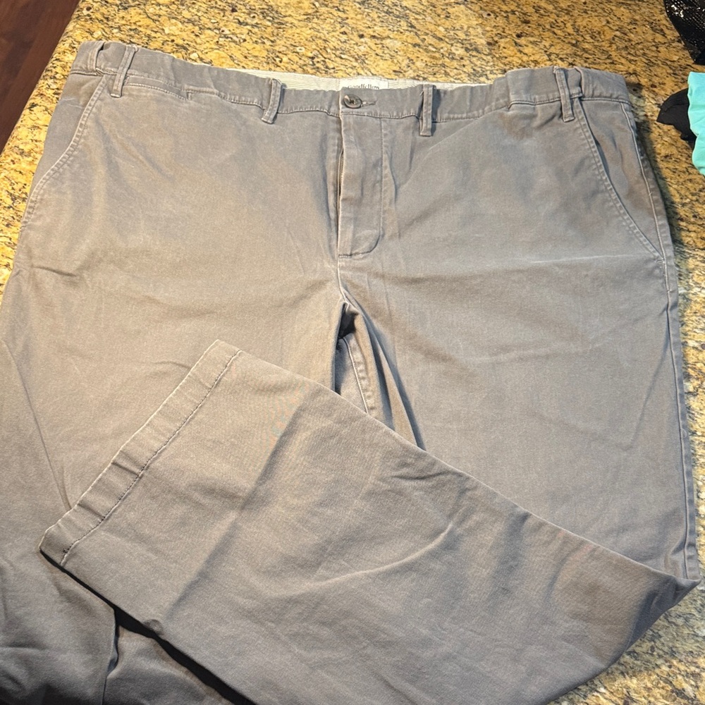 Goodfellow & Co Men's Stone Gray Chinos